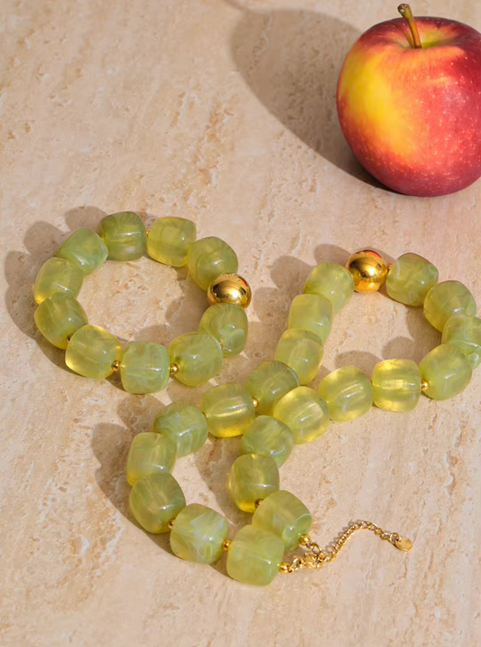 Collier Verde acrylique et acier inoxydable doré