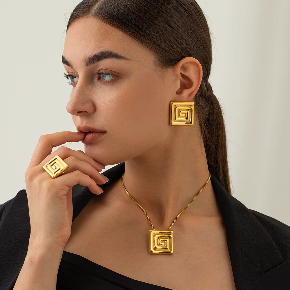 Collier Olympia en acier inoxydable
