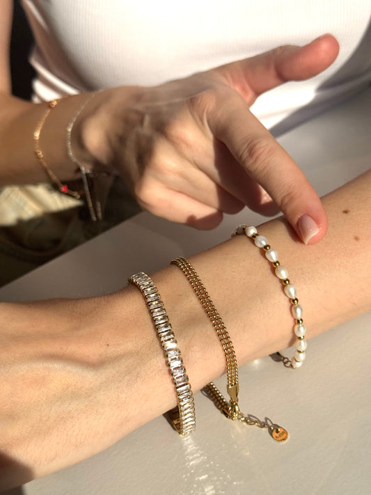 Bracelet avec perles en acier inoxydable
