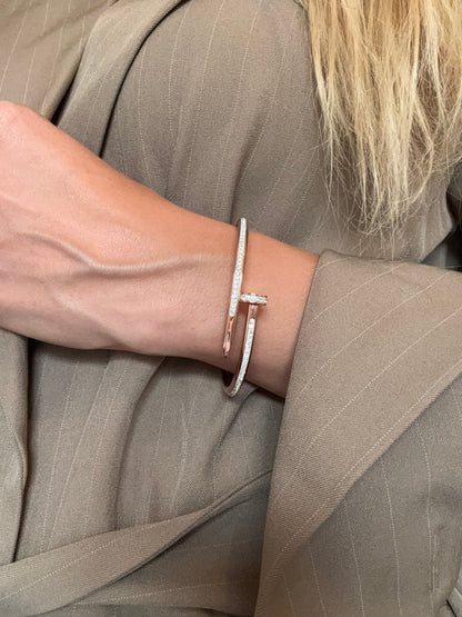 Bracelet clou avec zircons en acier inoxydable
