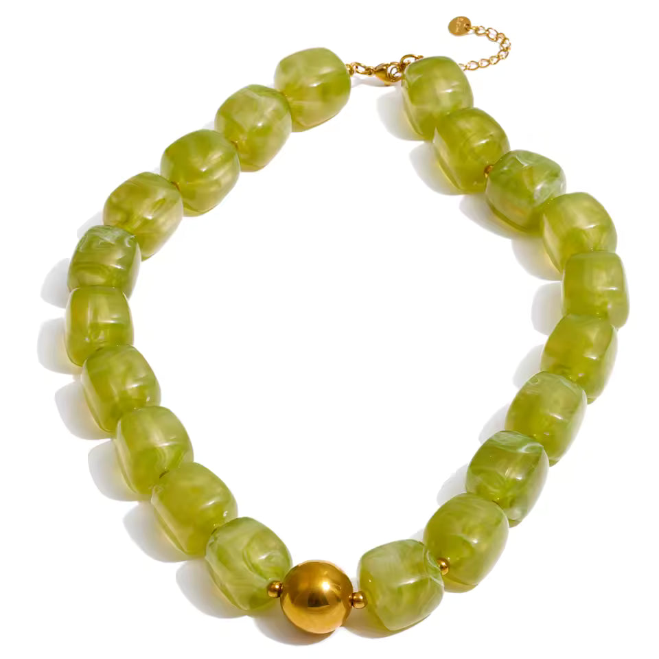Collier Ambre acrylique et acier inoxydable doré